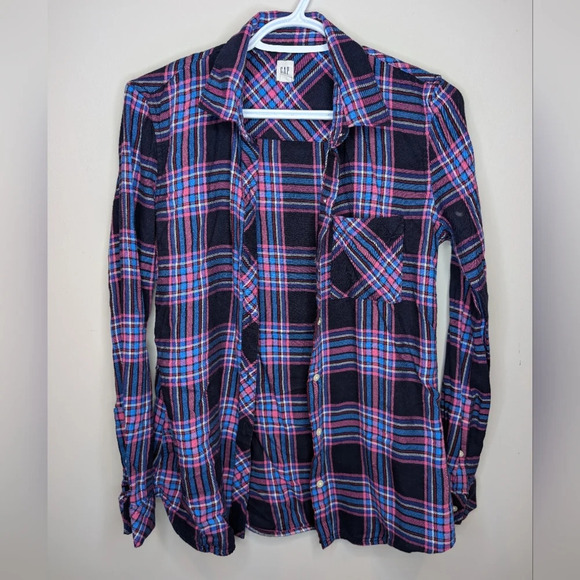 GAP Pink Blue Red White Button Down Flannel Top XS Woman - Picture 2 of 9
